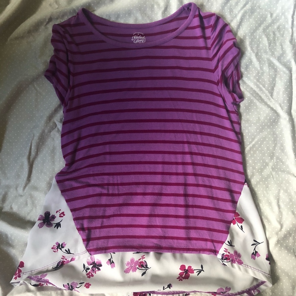 striped floral tee shirt
